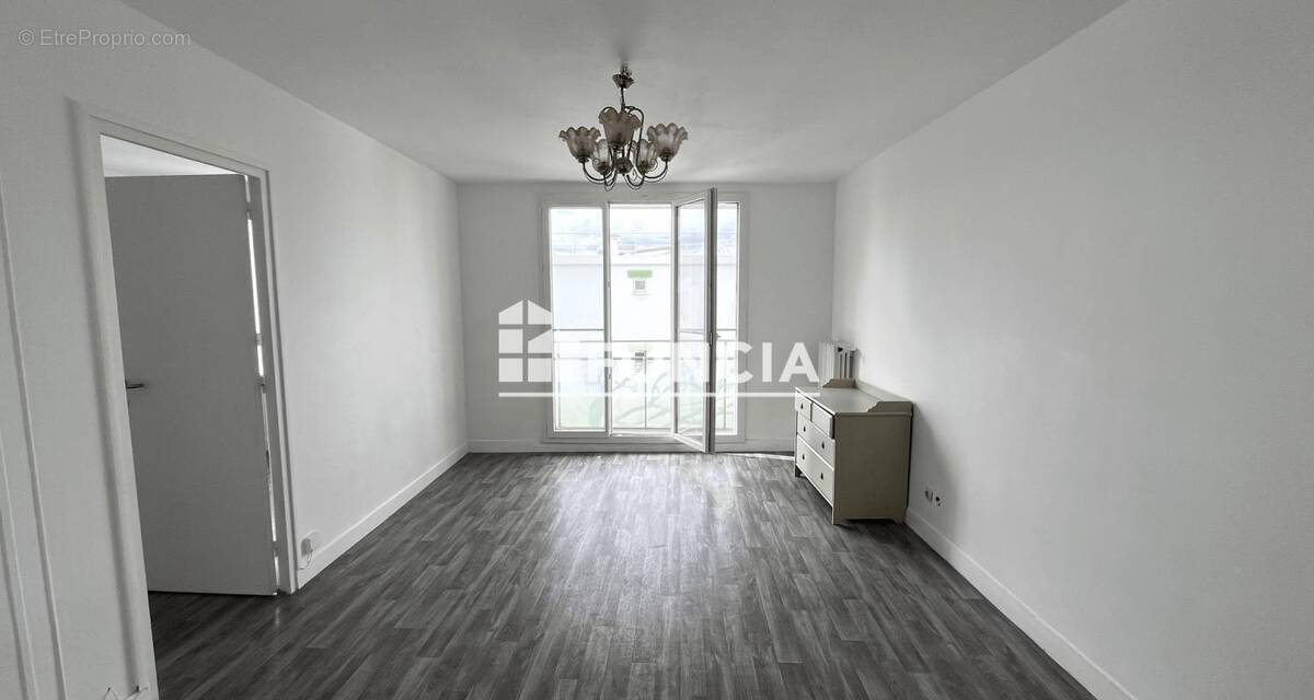 Appartement à RUEIL-MALMAISON