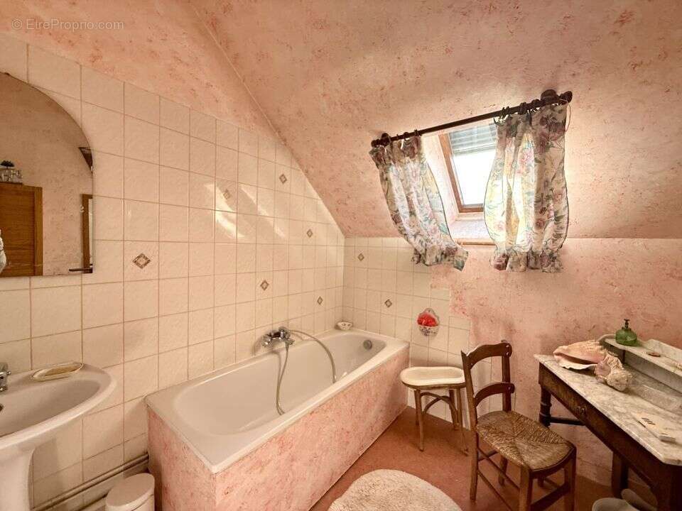 Deux maisons pour la même propriété, ancien prieuré, entre - photo 11