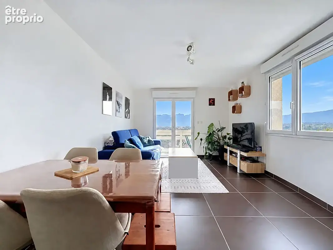 Photo Appartement à Poisy au prix de 249 900€