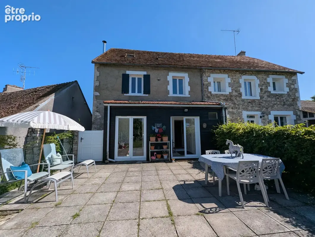 Propriété rénovée dans un charmant village - photo 10