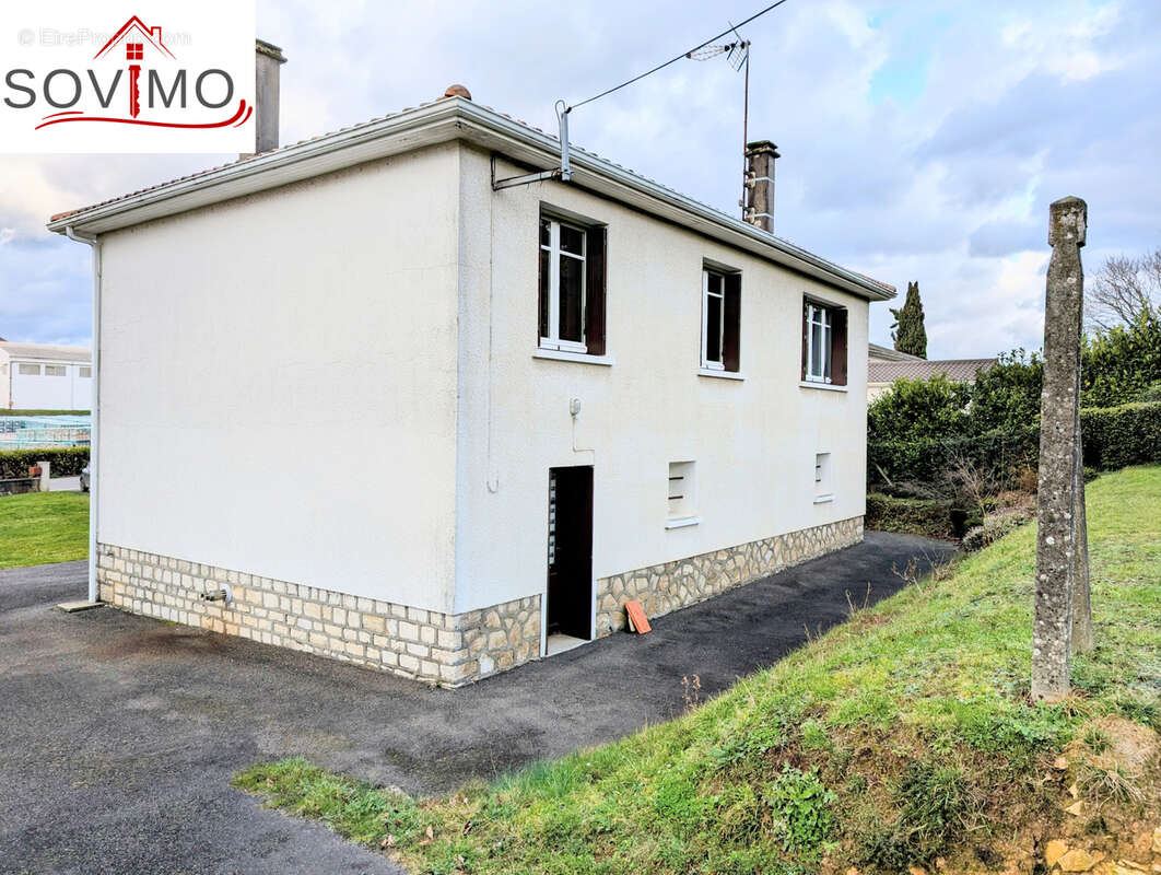 Maison à MAZIERES