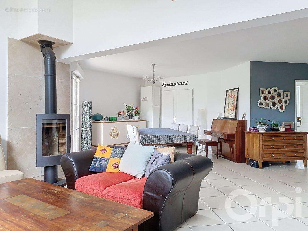 Maison à LONGJUMEAU