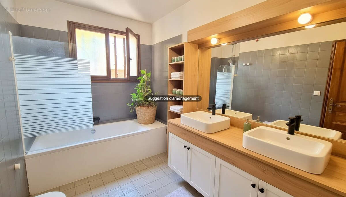 LES ANGLES   Quartier des Priades  Maison familiale avec piscine, grand sous-sol et toutes les commodités à p - photo 16