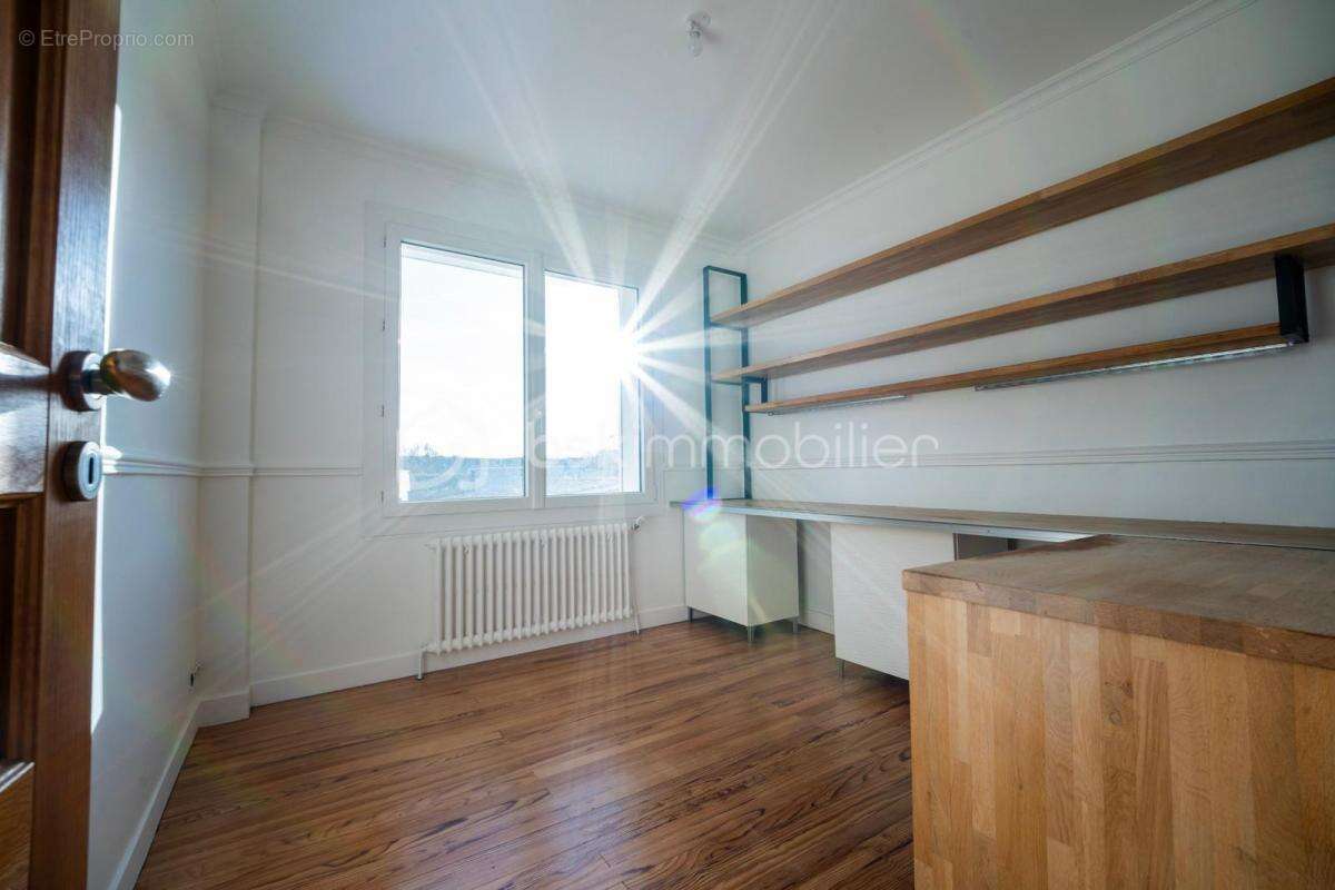 Maison à L'ISLE-D'ABEAU