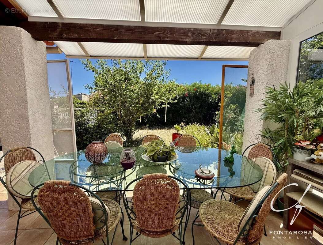 Villa au calme avec beau potentiel — Fréjus limitrophe Saint-Raphaël - photo 6