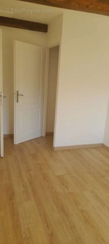 Maison à BAZINCOURT-SUR-SAULX