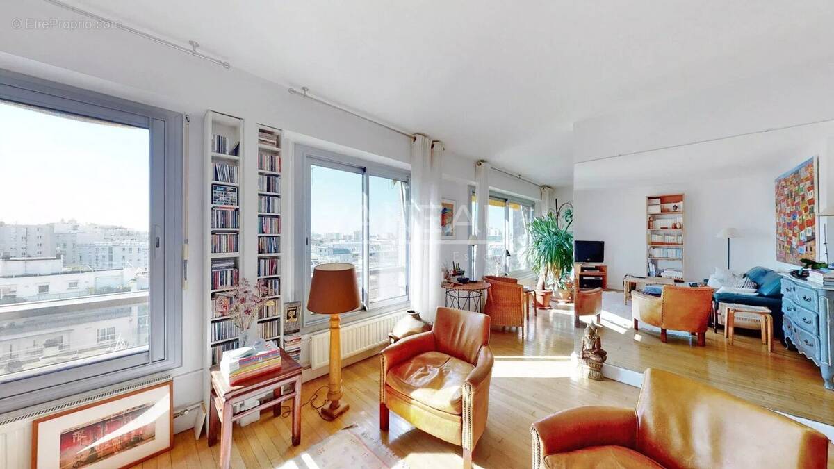 Appartement à PARIS-19E