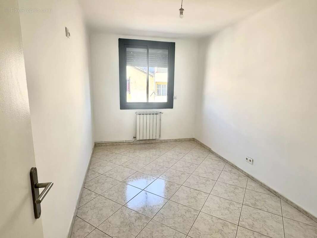 Appartement à MARSEILLE-14E