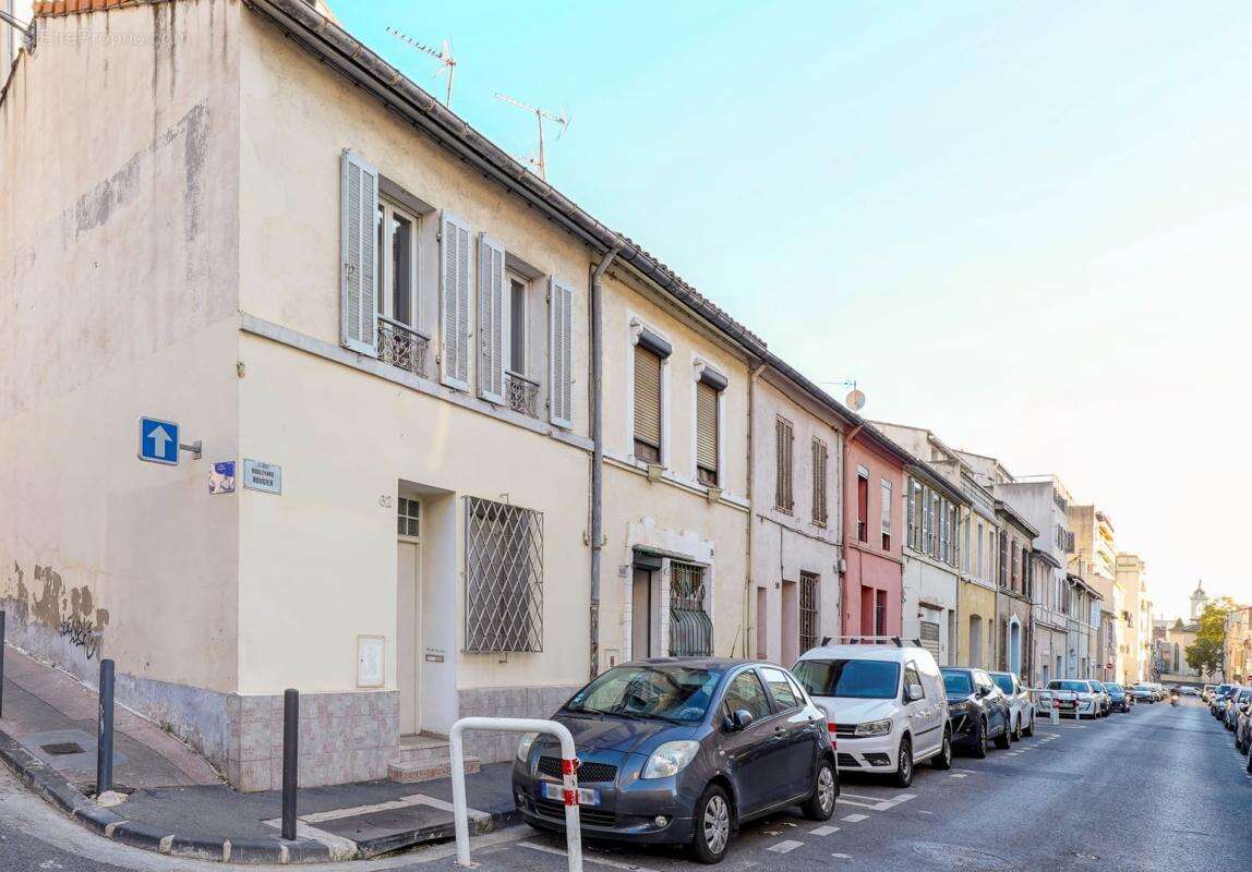 Maison/Villa T4 de 77 m2 à Marseille 13004 - photo 11