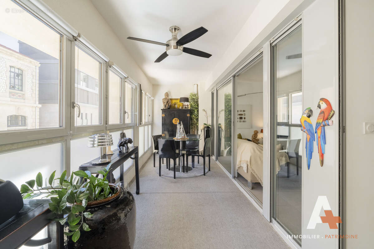 Appartement à MARSEILLE-2E