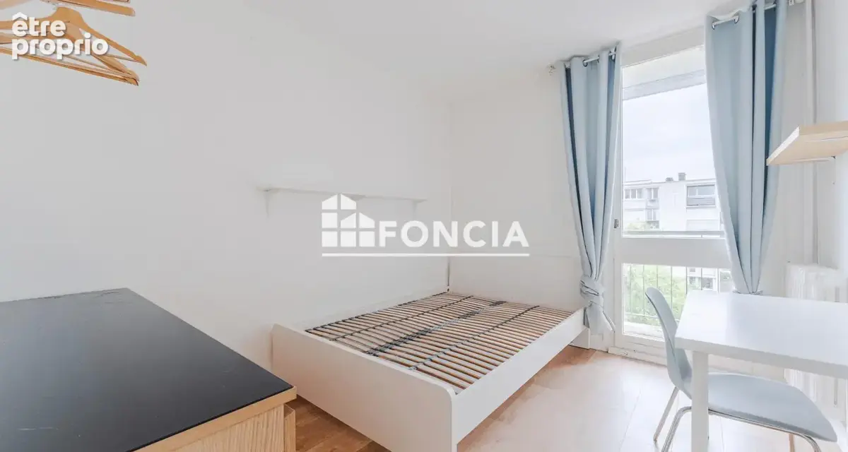 Appatement T4 lumineux - Tours Nord - Balcon - photo 7