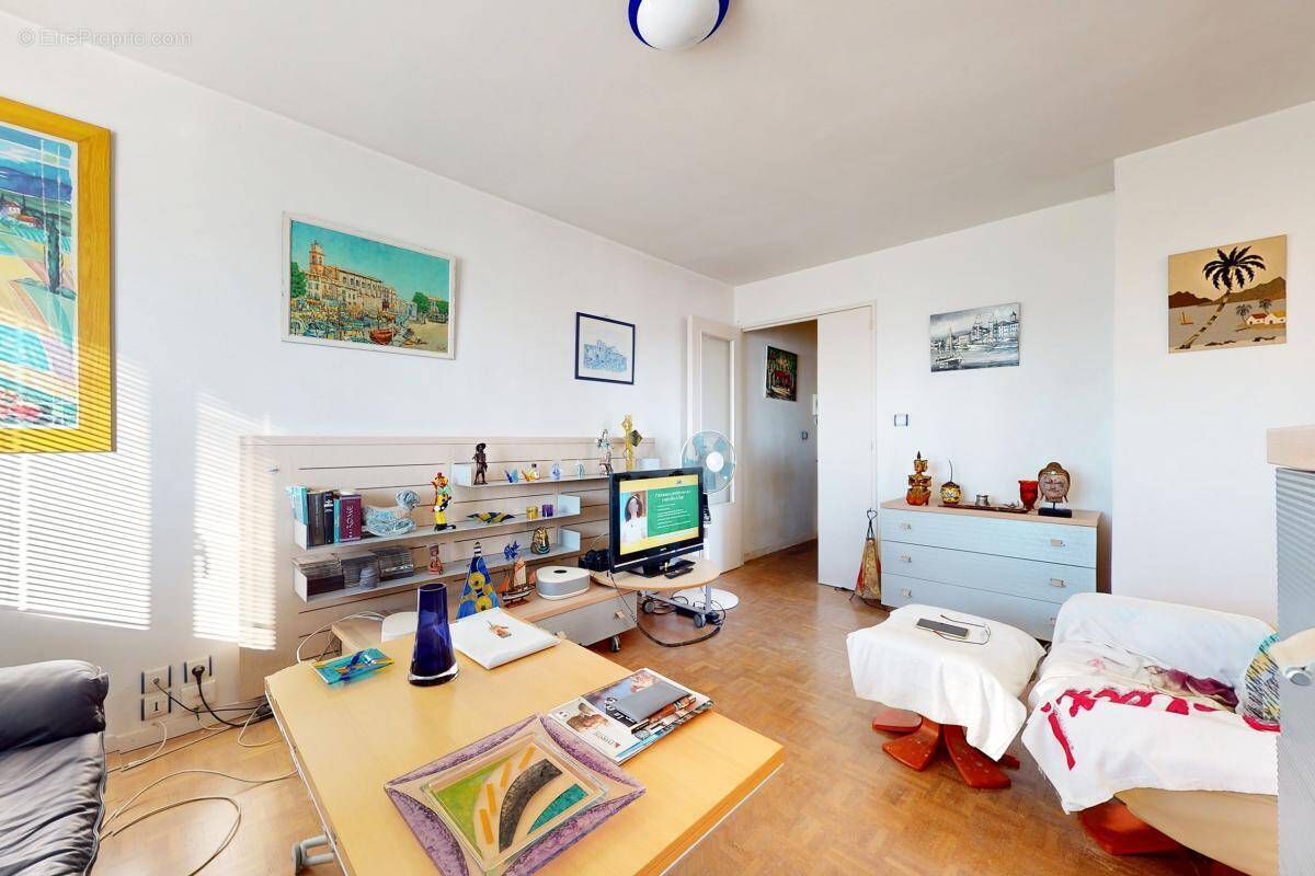 Appartement à MARSEILLE-12E