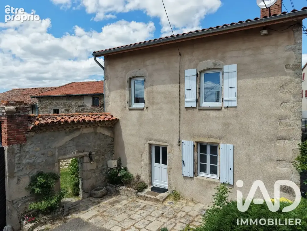 Photo 1 - Maison à PERIGNEUX