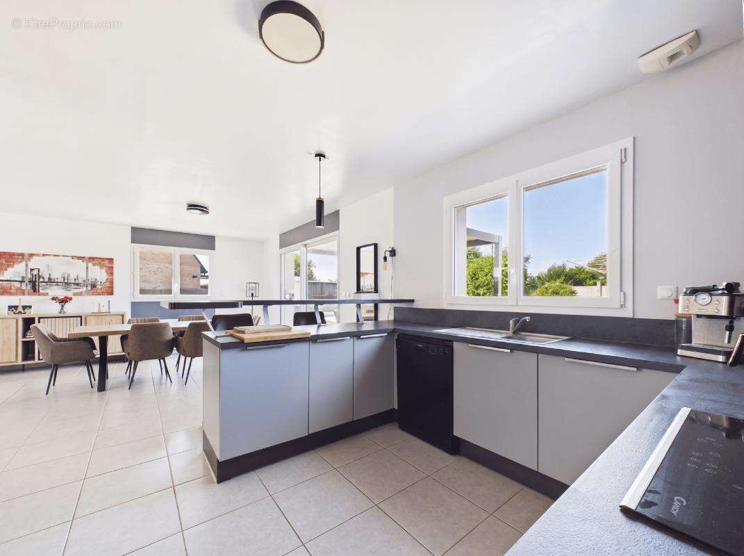 Maison 106 m² à Erre  - photo 9