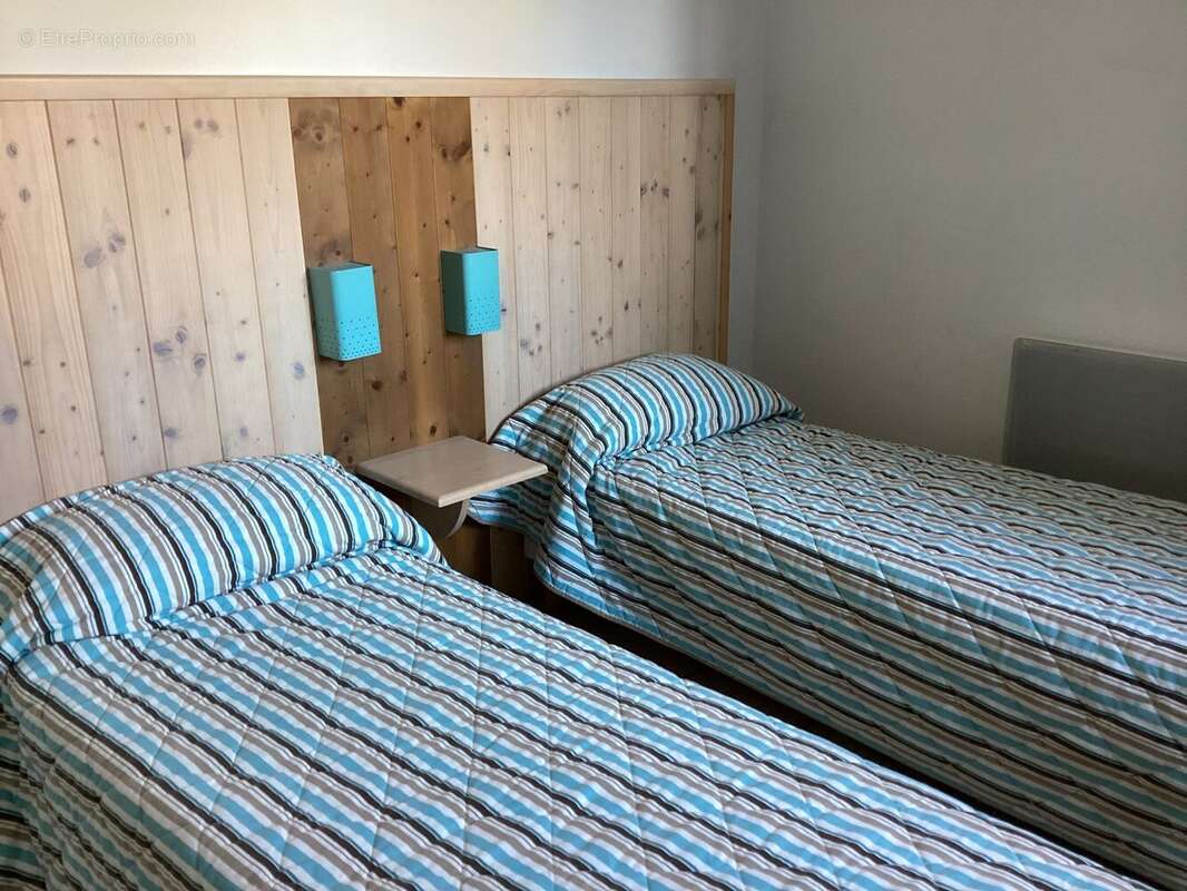 CHAMBRE A DEUX LITS - Appartement à LE VERDON-SUR-MER