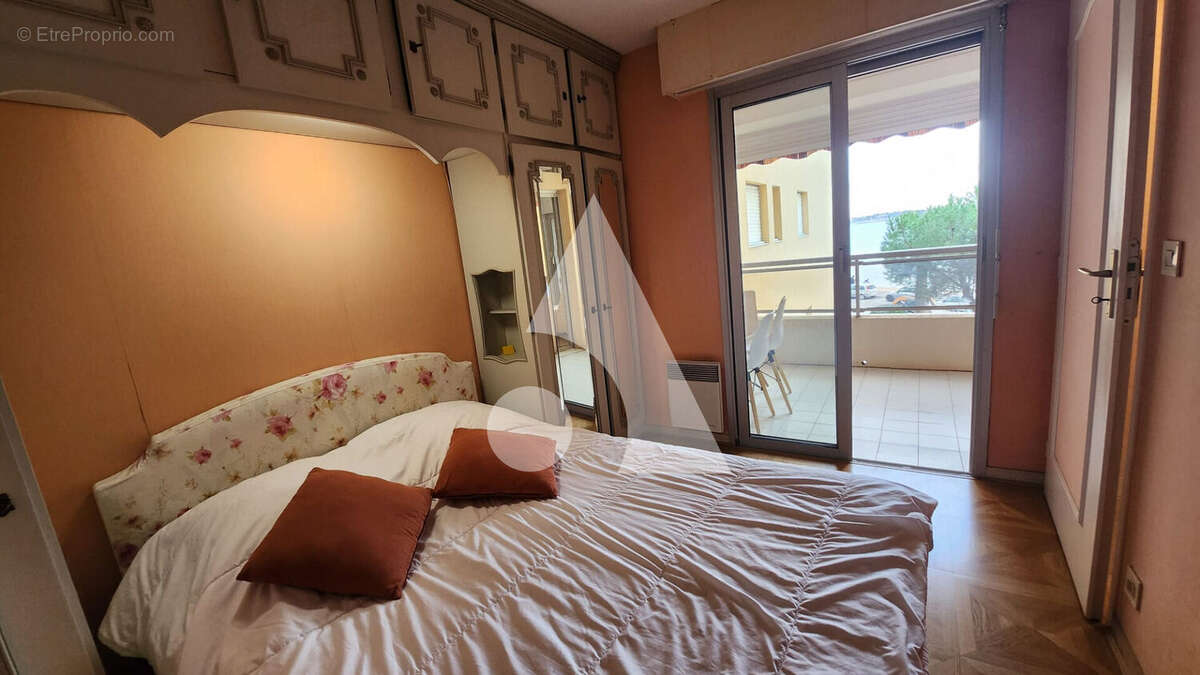 Appartement à FREJUS