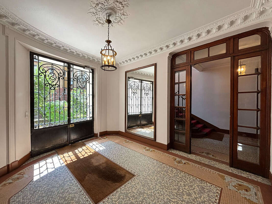 Appartement à ENGHIEN-LES-BAINS