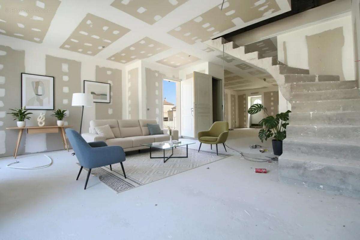 Maison à SAINT-SERNIN-SUR-RANCE