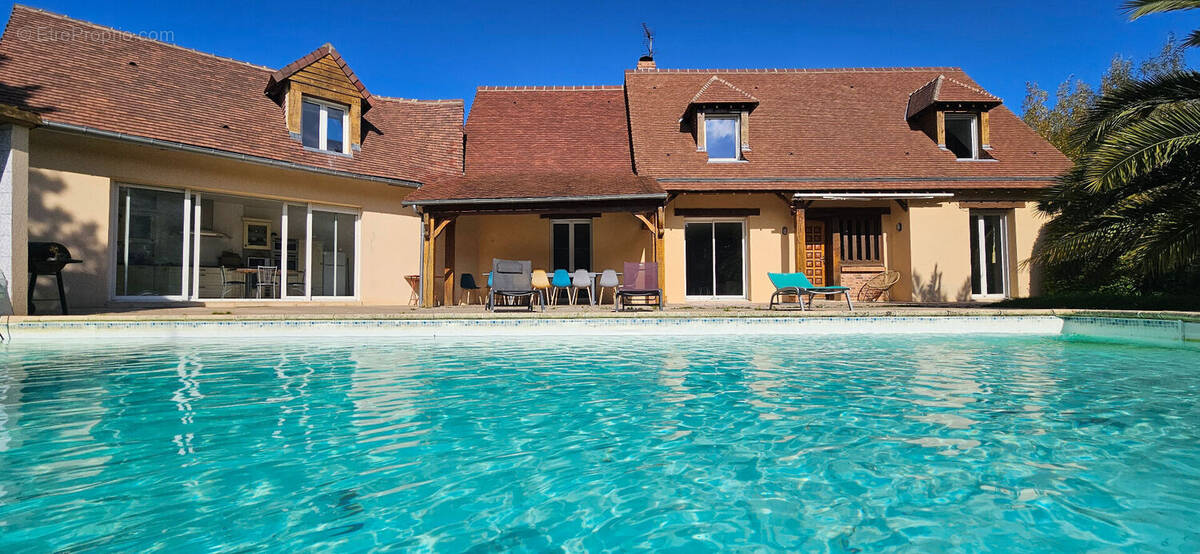 Maison à OUISTREHAM