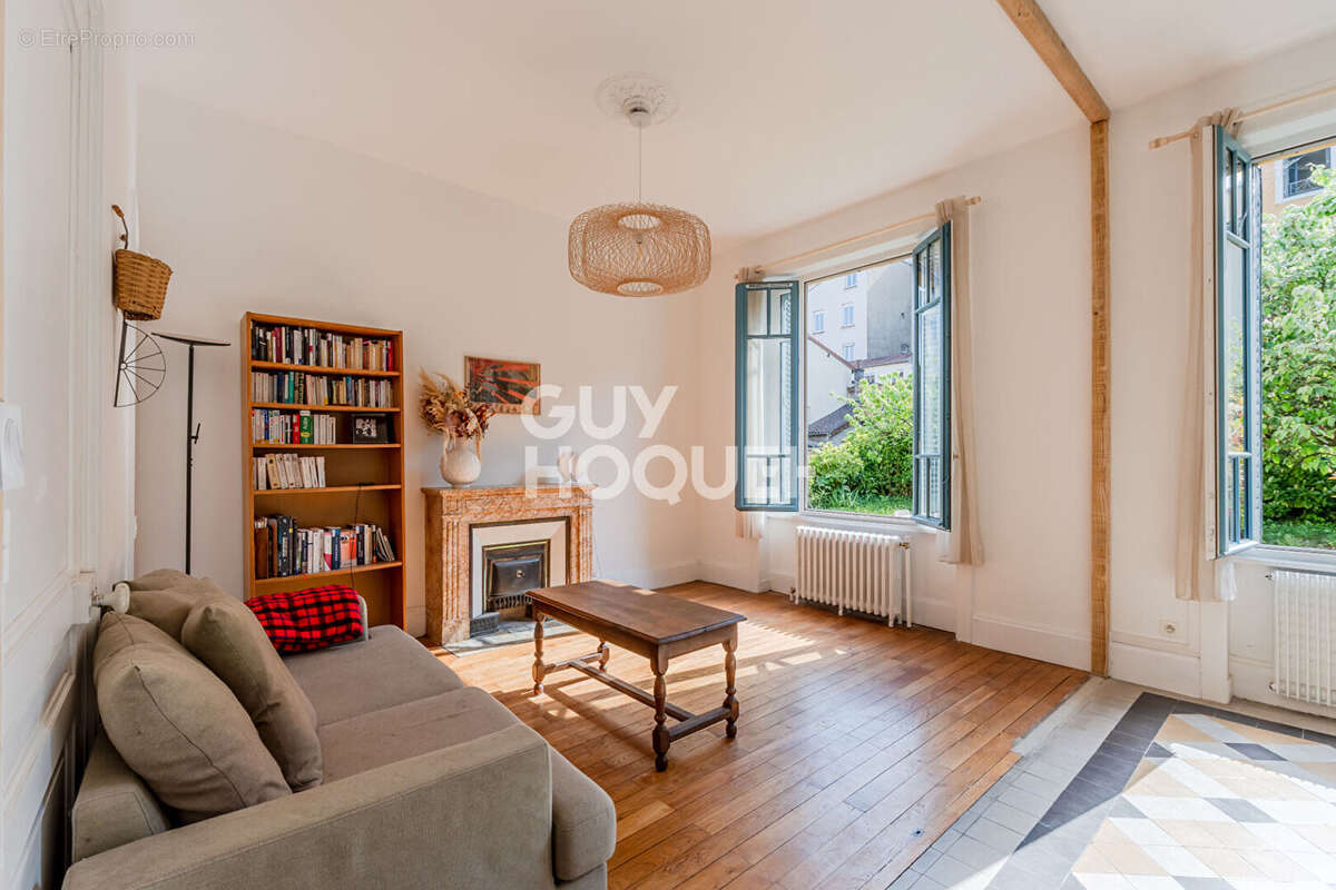 Maison à LYON-4E