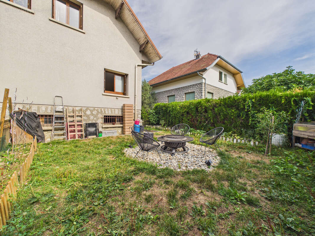 Appartement T3 de 76 m2 avec terrain privatif   Aix-les-Bains - photo 12