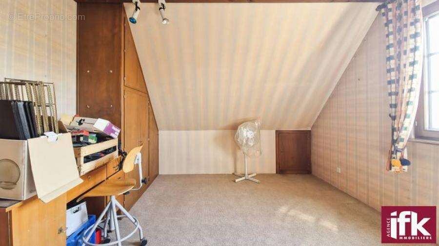 Horbourg-Wihr : Maison 5 chambres de 144m² sur 6 ares de terrain - photo 18