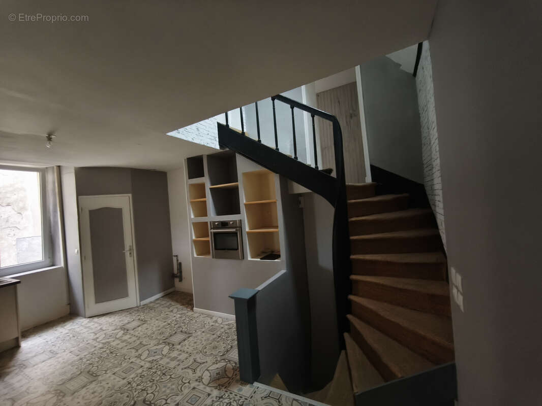 Maison à LA SUZE-SUR-SARTHE