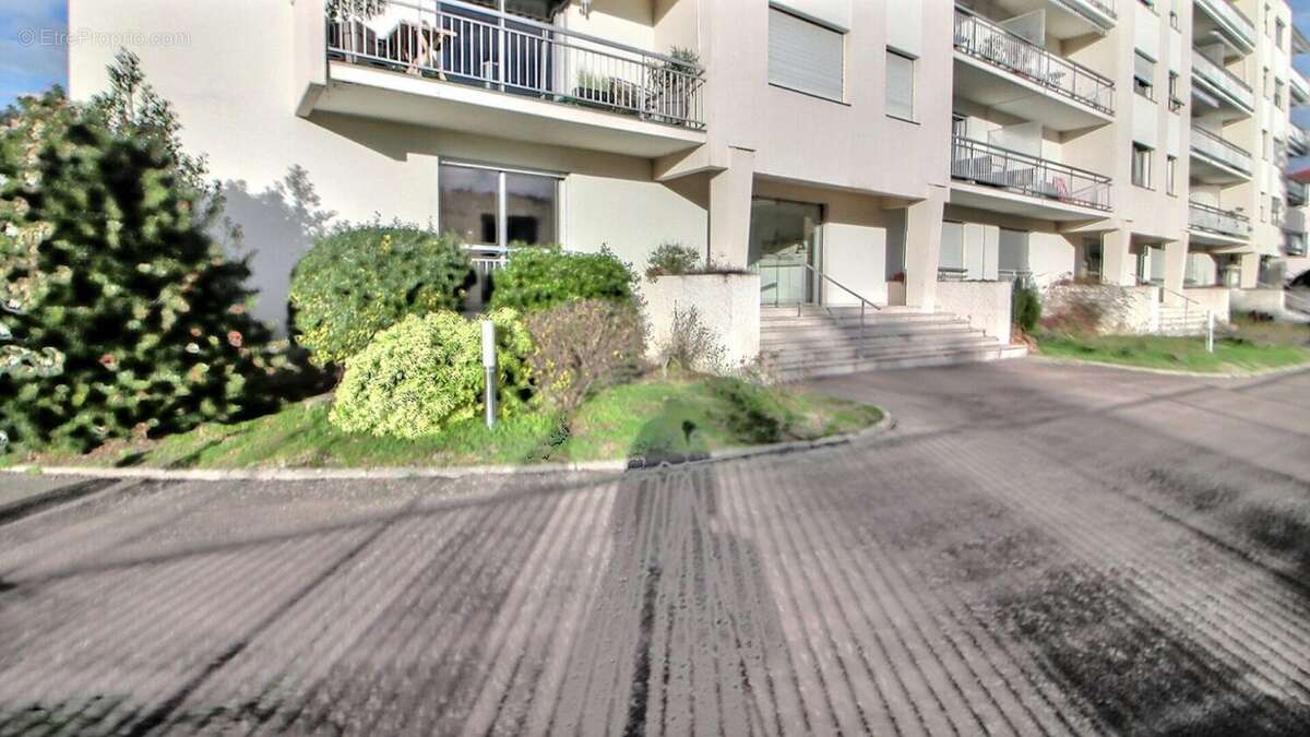 Appartement à RIORGES