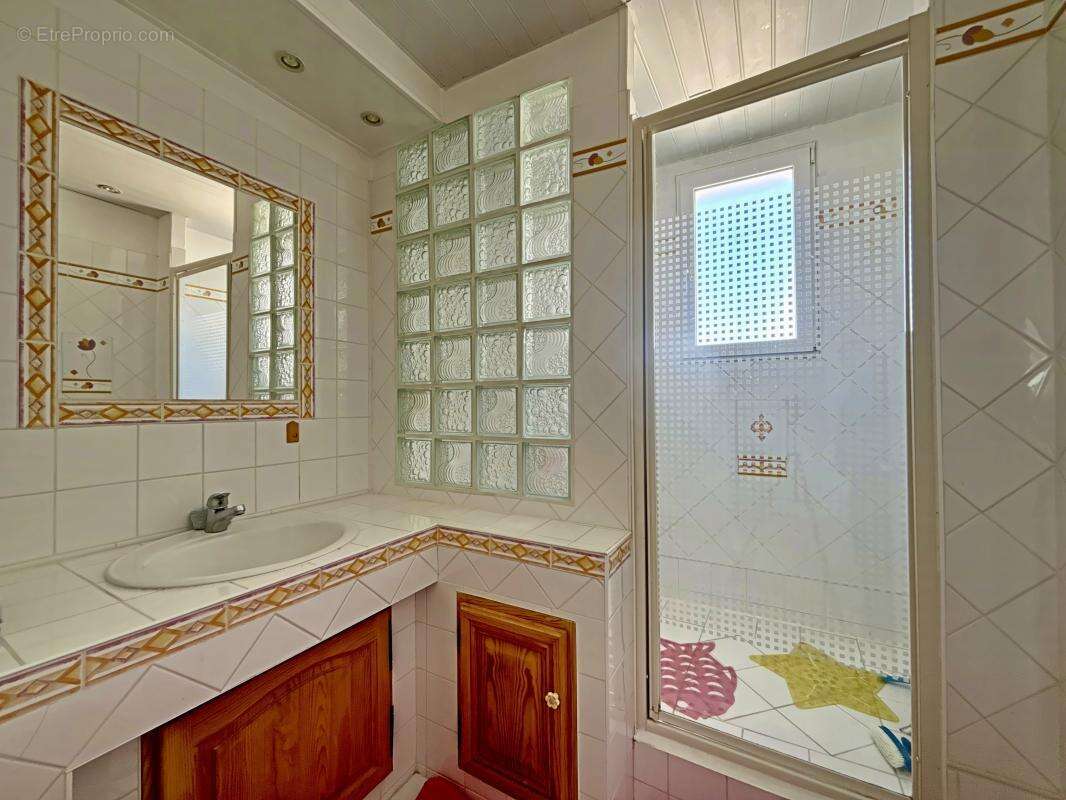 Maison à SAINT-MAXIMIN-LA-SAINTE-BAUME