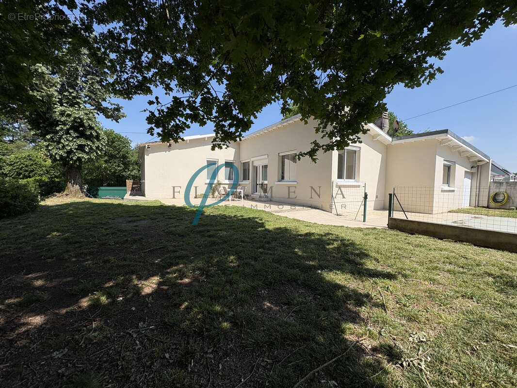 Maison à SUCE-SUR-ERDRE