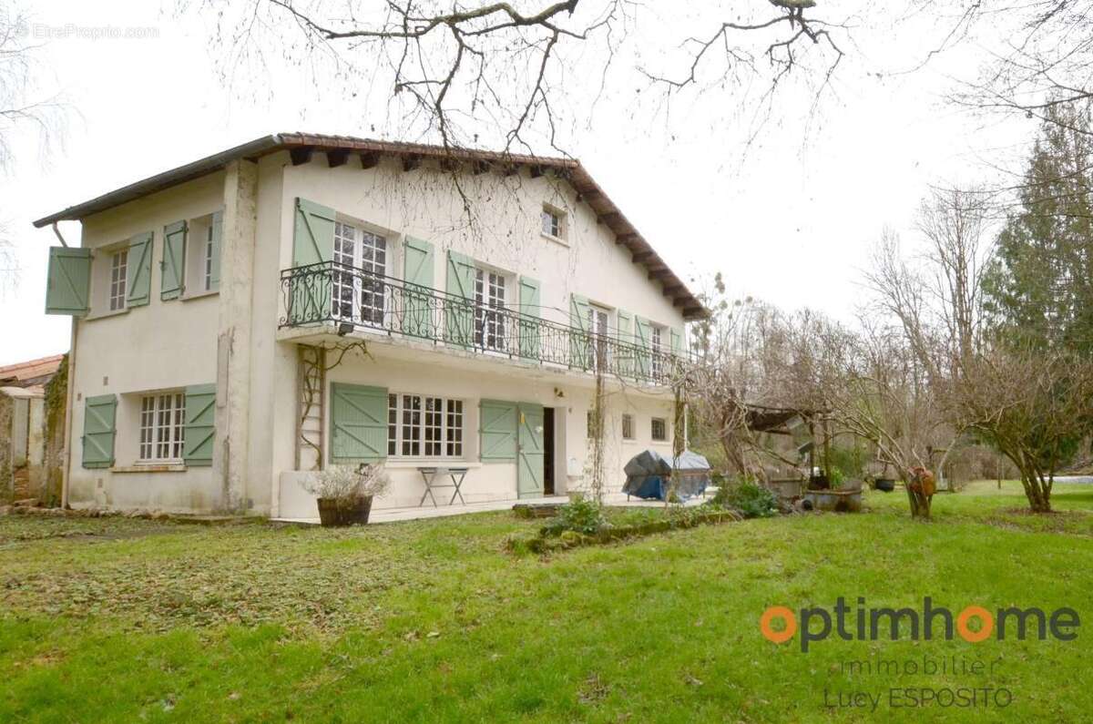 Propriété de 4 chambres au bord de la rivière à vendre - photo 60