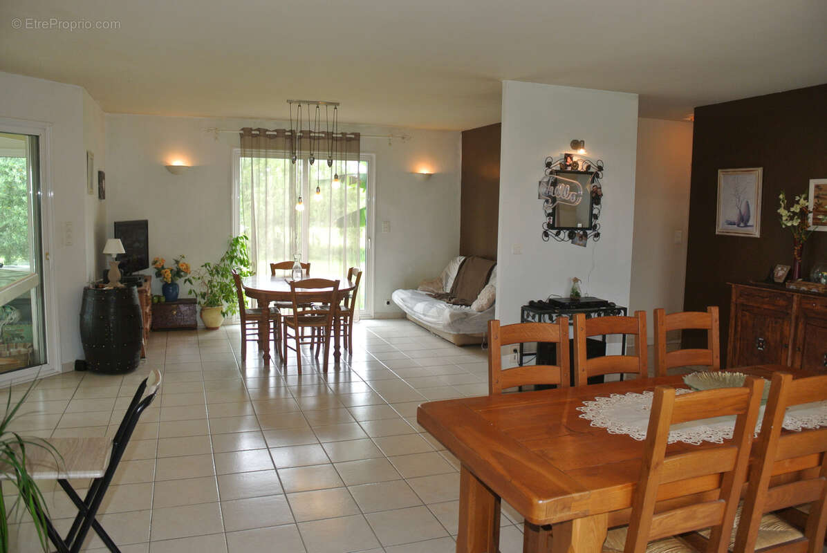 Maison à MIRAMONT-DE-GUYENNE