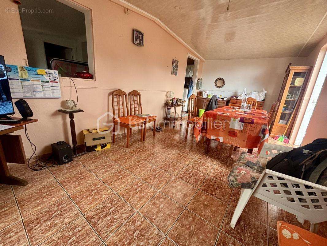 Maison à SAINTE-SUZANNE