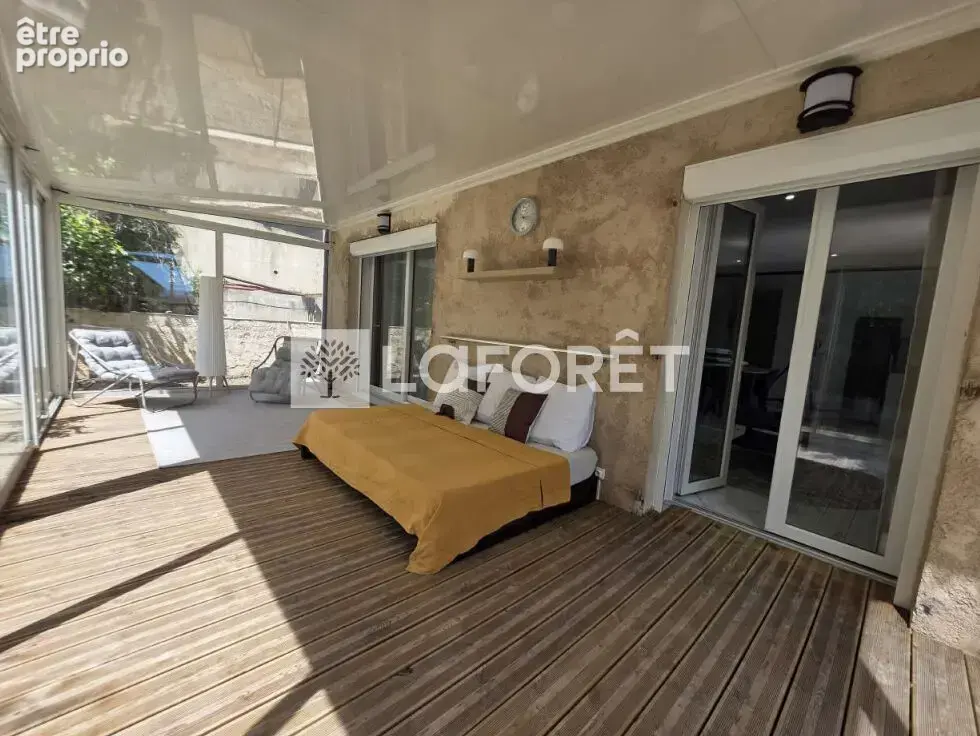 CUERS : Maison individuelle 237 m² comprenant 3 logements sur terrain de 793 m² - photo 14
