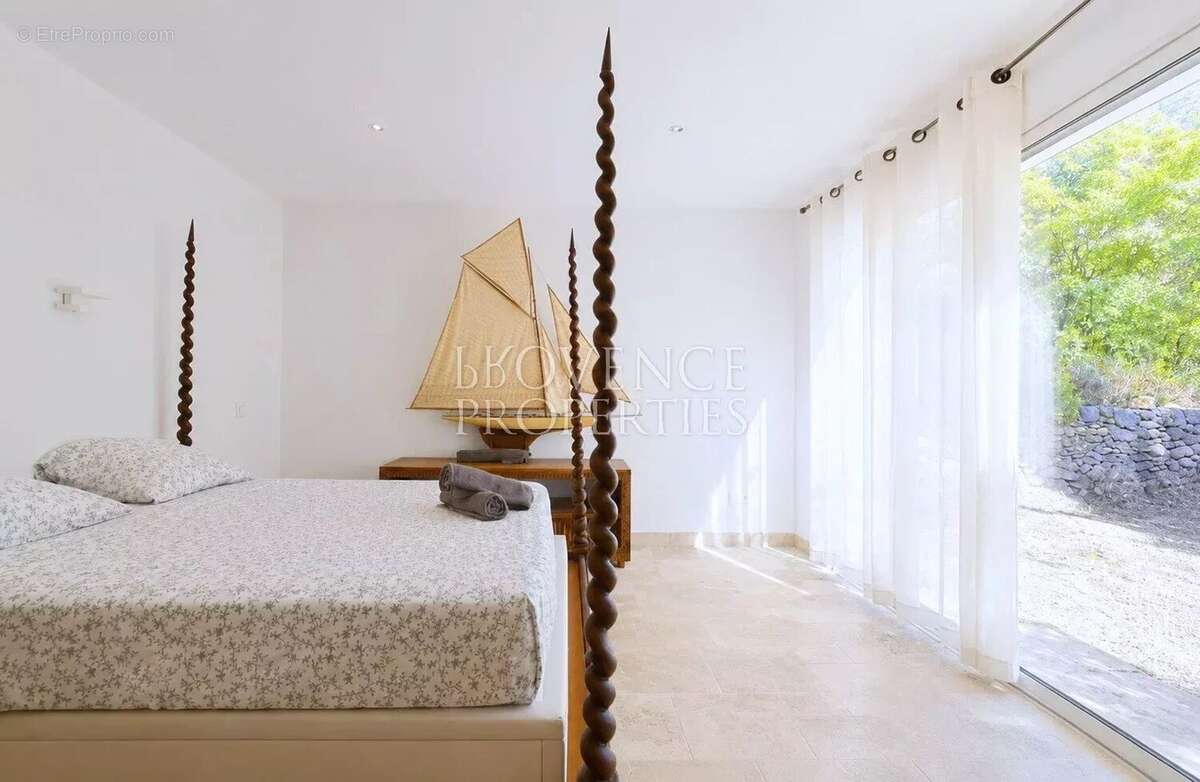 Propriété d'exception,  vue panoramique, piscine à débordement,  maison d'amis, espaces de loisirs - photo 26