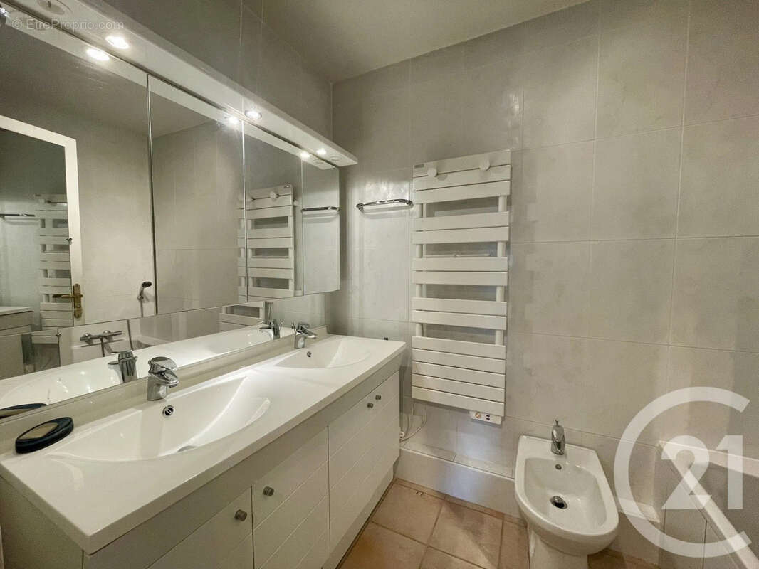 Appartement à LE LAVANDOU