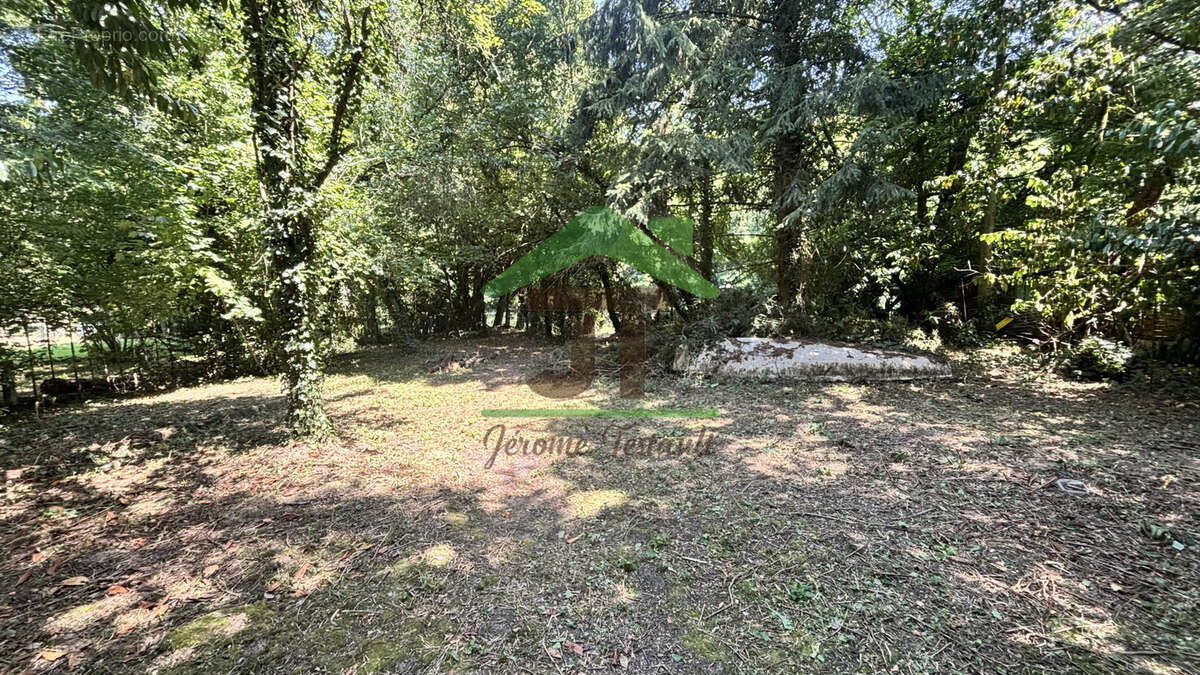Terrain de loirsirs à Châteaudun - photo 3