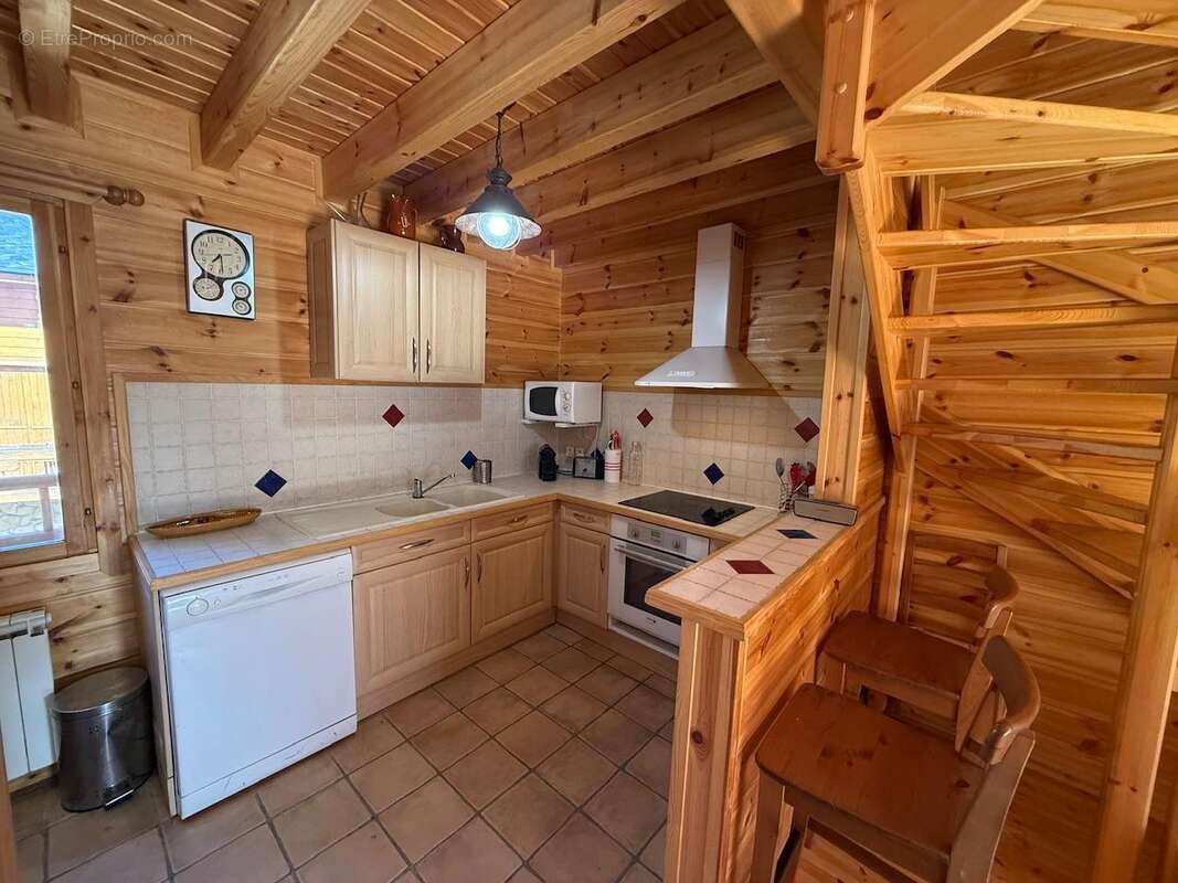   - Maison à L'HOSPITALET-PRES-L'ANDORRE