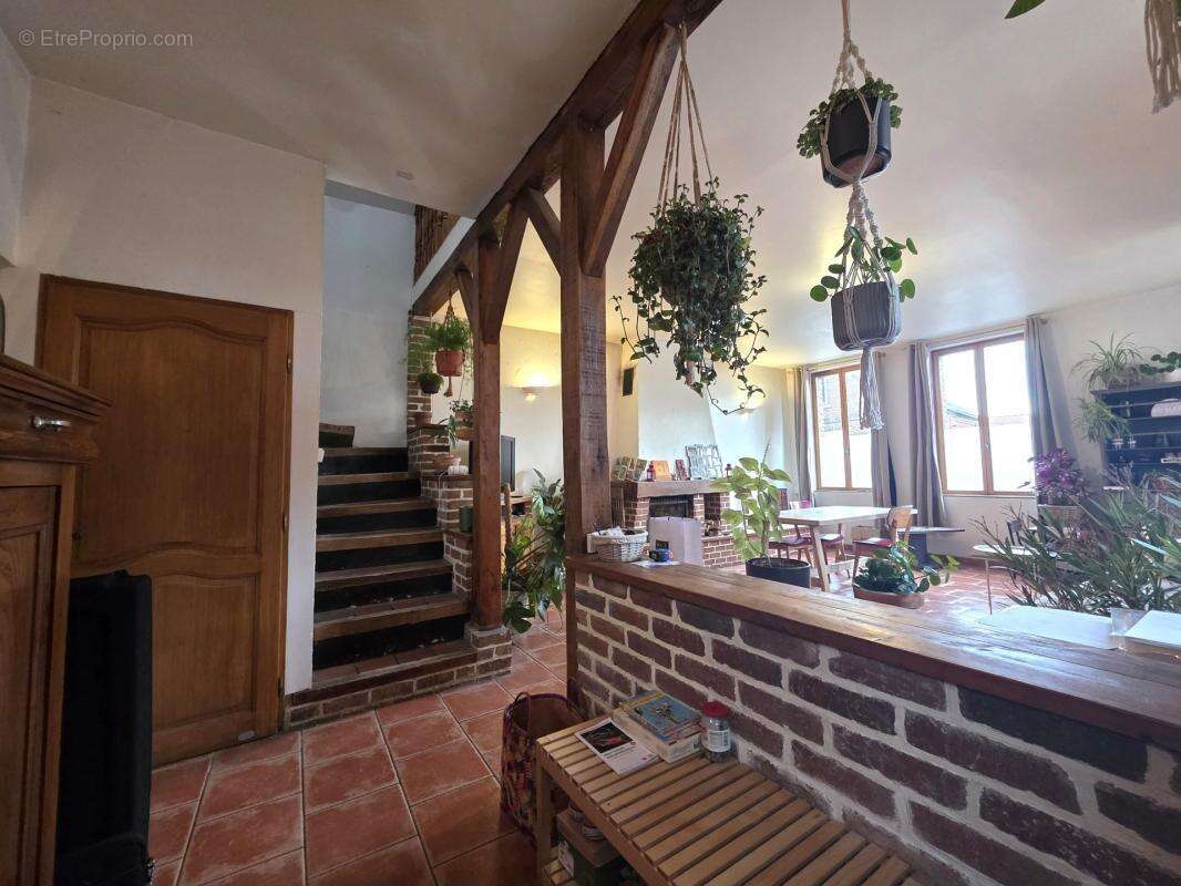 Maison à FONTAINE-AU-PIRE