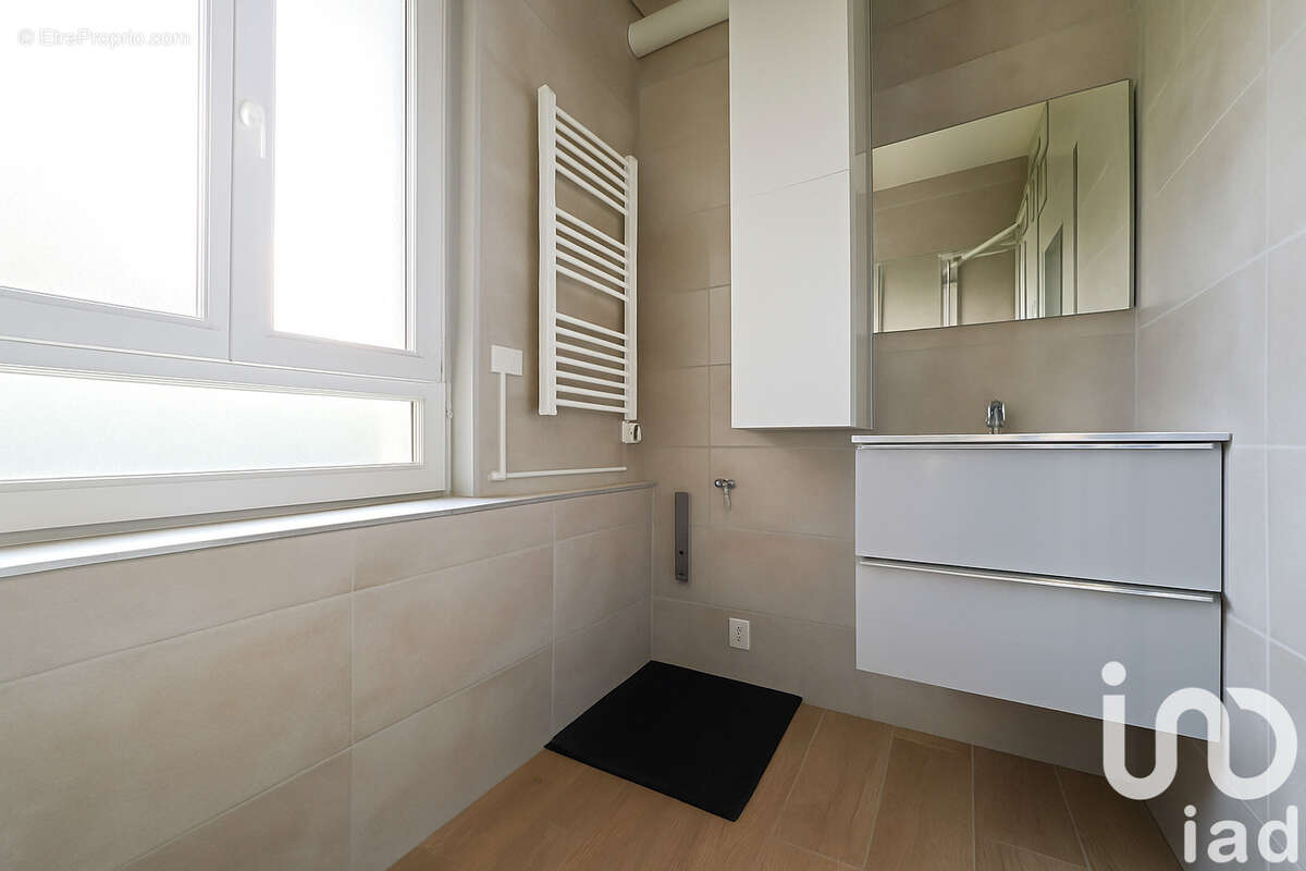 Photo 9 - Appartement à CHARLEVILLE-MEZIERES