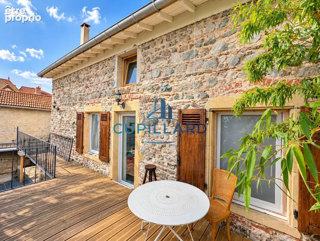 Photo Maison à Villerest au prix de 265 000€