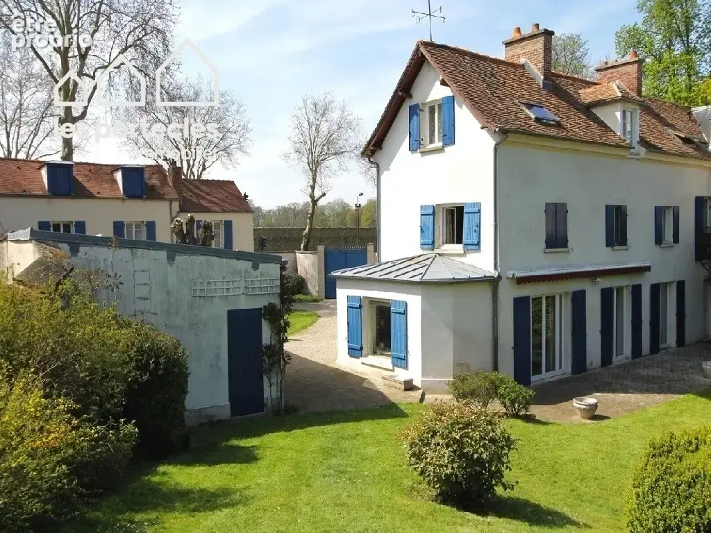 Demeure ancienne rénovée  11 pièces - 7 chambres - photo 3