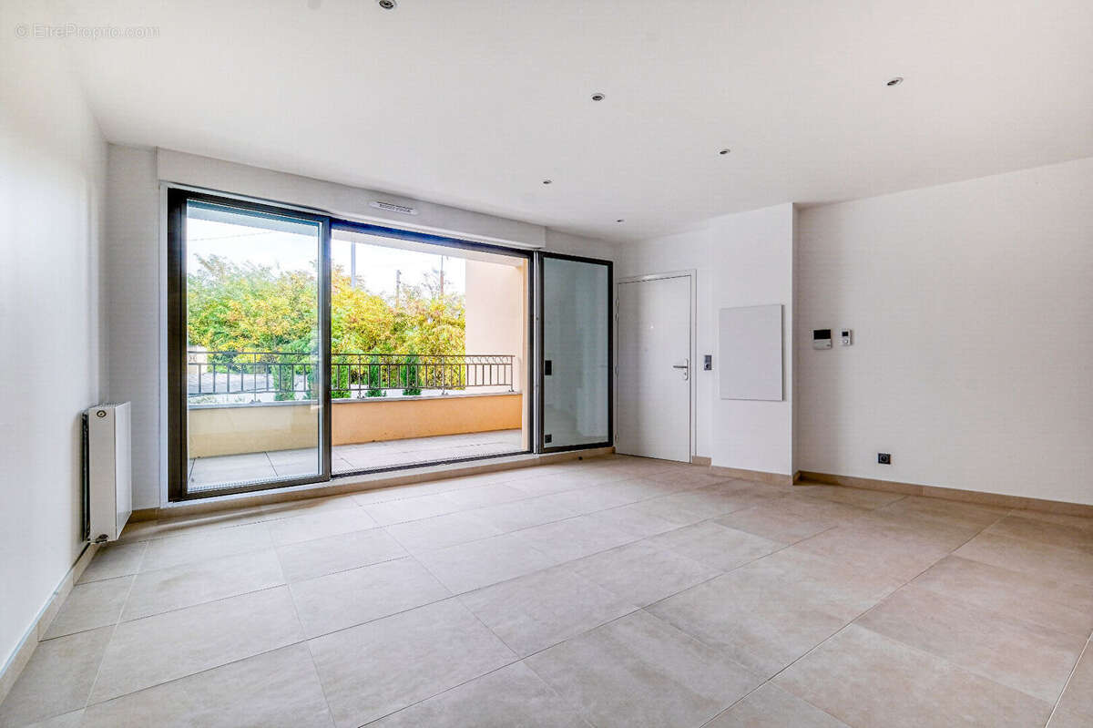 Appartement à BRY-SUR-MARNE