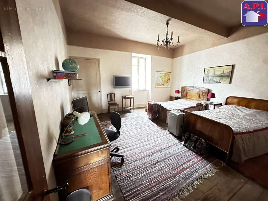 Maison à LA BASTIDE-DE-SEROU