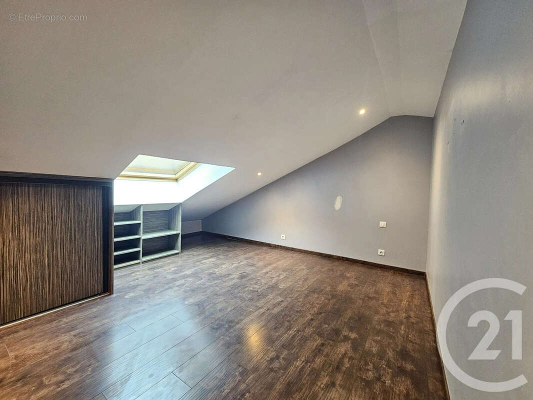 Maison à LAMOTHE-CAPDEVILLE