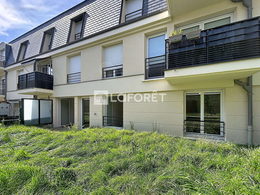 Appartement à VERNEUIL-SUR-SEINE