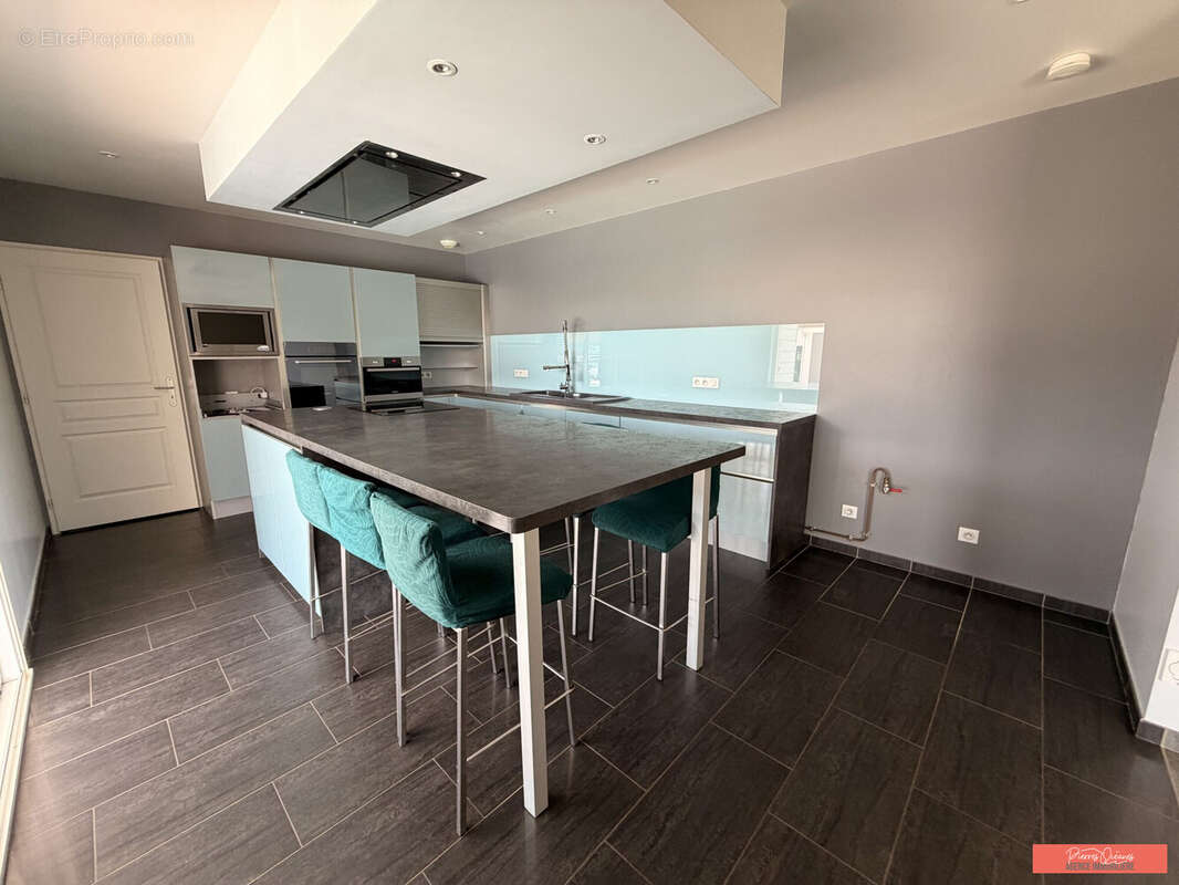 Maison 202 m² à Sainte-Marie-De-Gosse  - photo 7