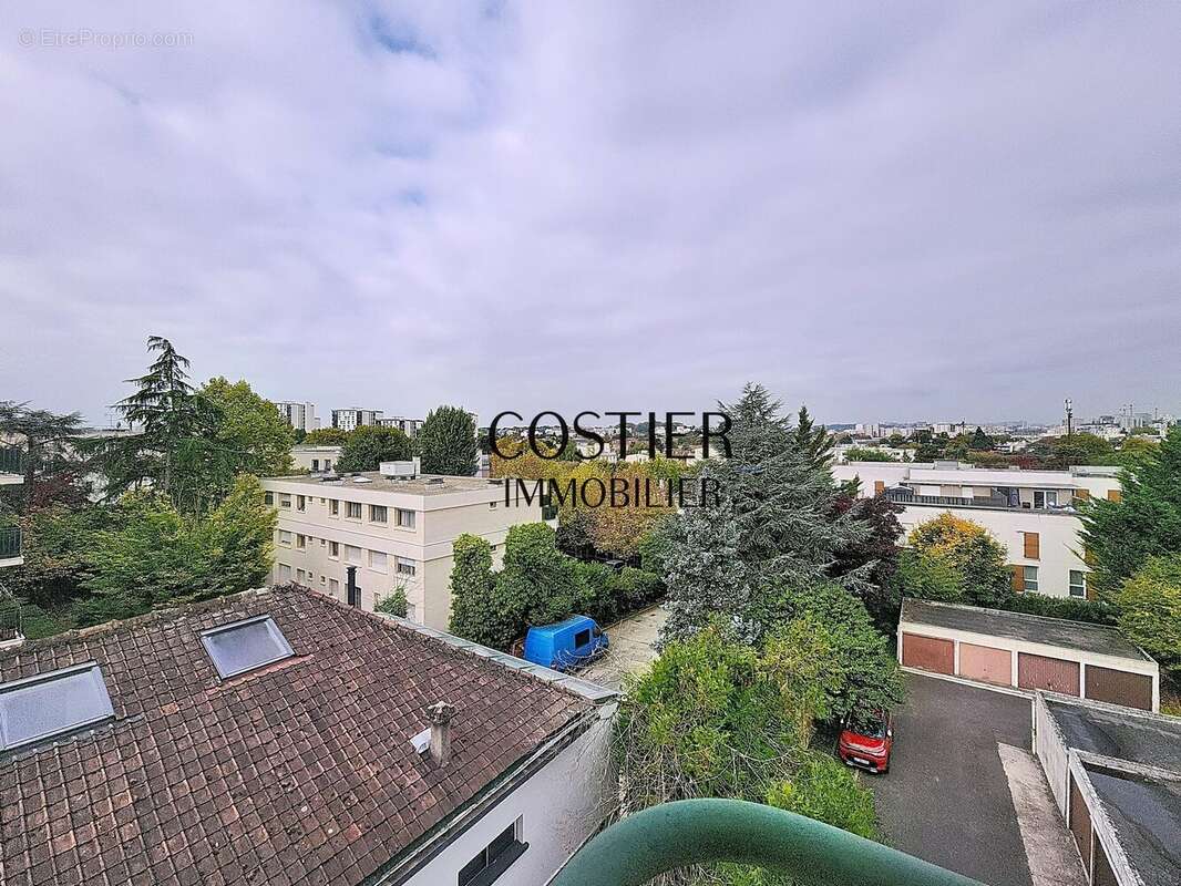 Appartement à L'HAY-LES-ROSES