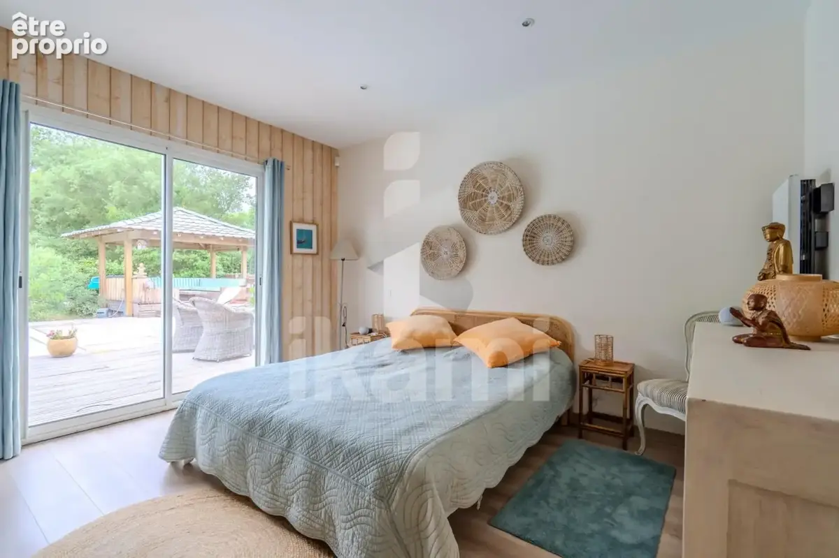 Maison d’architecte au cœur de la nature   Salles - photo 8