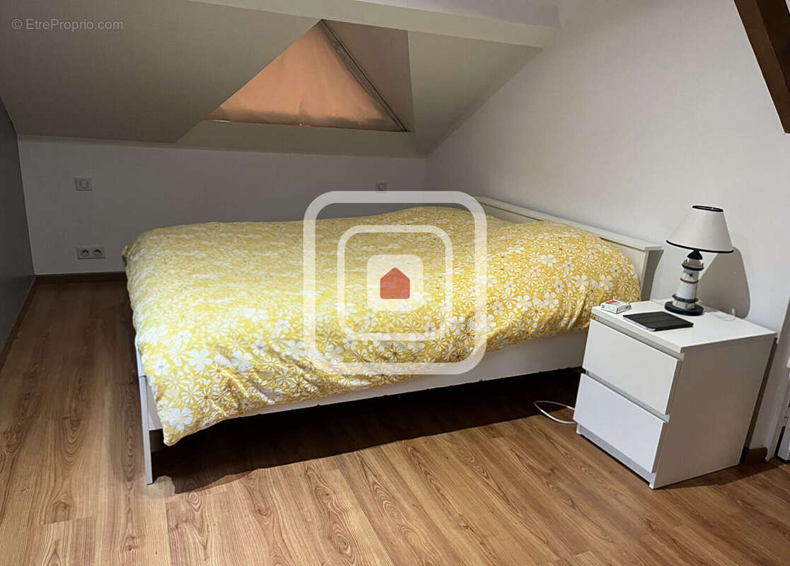 Maison à VAILLY-SUR-AISNE